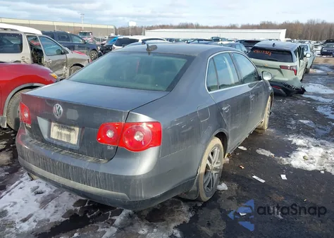 2006 Volkswagen Jetta 2.5 из США, поврежденный, VIN 3VWSF71K86M794068